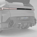 RevoZport BMW G09 XM Street 乾式碳纖維後車箱蓋飾條