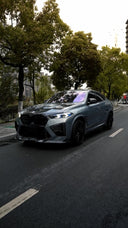 RevoZport BMW F96 X6M LCI Street 乾式碳纖維前下巴