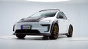 RevoZport TESLA Model Y Refreshed Street 乾式碳纖維前下巴