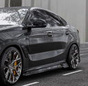 RevoZport BMW F96 X6M Street 乾式碳纖維側裙