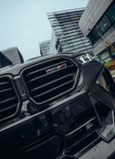 RevoZport BMW F95 X5M LCI Street 乾式碳纖維水箱罩