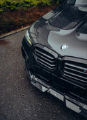 RevoZport BMW F95 X5M LCI Street 乾式碳纖維水箱罩