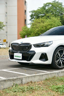 BMW  G60 / G61 / I5 / G90 / G99 M5 OEM 發光 乾碳水箱罩