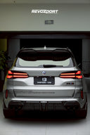 RevoZport BMW F95 X5M Street 乾式碳纖維後下巴