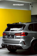 RevoZport BMW F95 X5M Street 乾式碳纖維後下巴