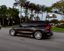 RevoZport BMW F95 X5M LCI Street 乾式碳纖維頂翼