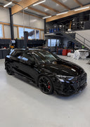 RevoZport AUDI RS3 8Y Saden / Sportback Street 乾式碳纖維前下巴